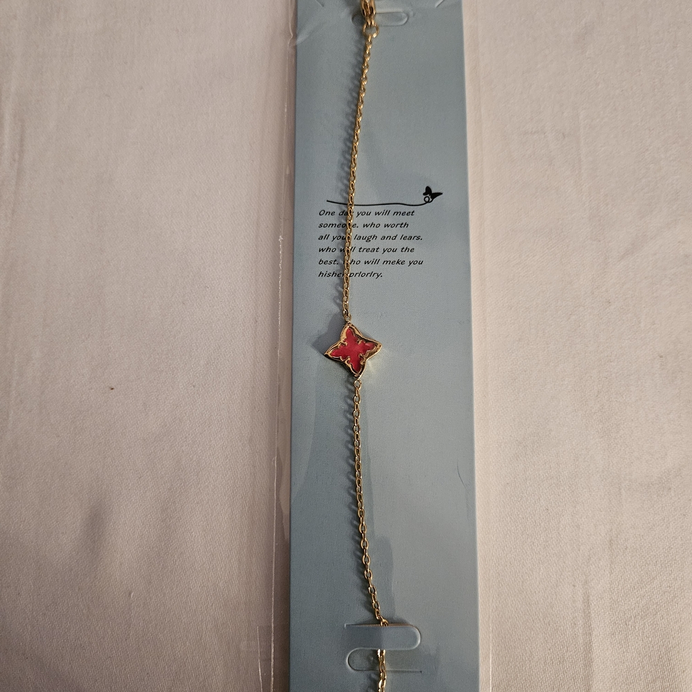 Elegant Gold and Red Star Stainless Steel  Bracelet ♥️